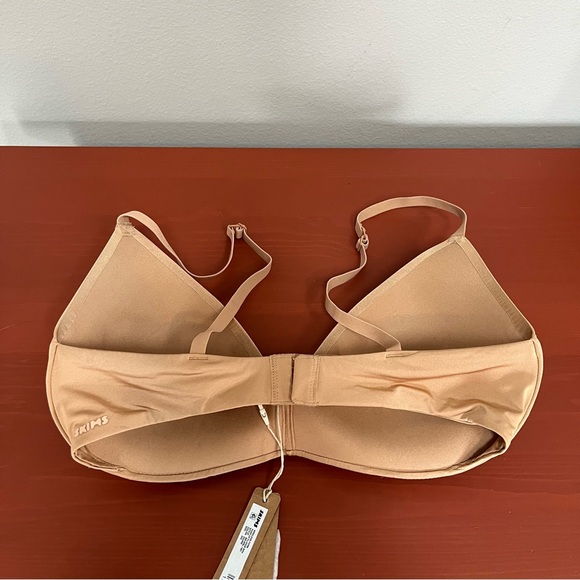SKIMS NWT Wireless Form Push-Up Plunge Bra Ochre Nude Size 34D Adjustable - Picture 7 of 16